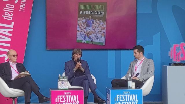 开云体育官网-顶翻三狮的小不点，会是意大利新一代“伟右”吗？